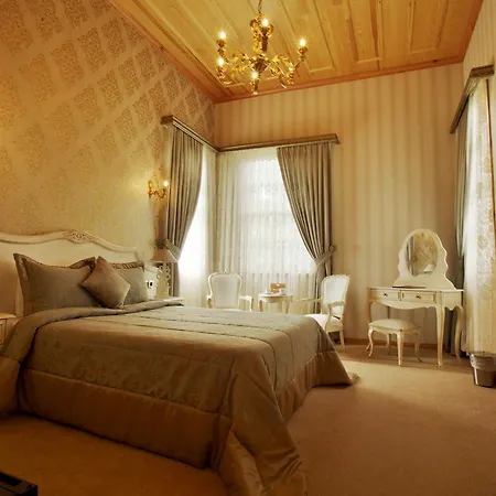 Ada Buyukada אדאלר