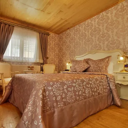 Ada Buyukada Hotell